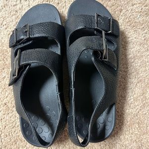 New Vionics Black Sandals